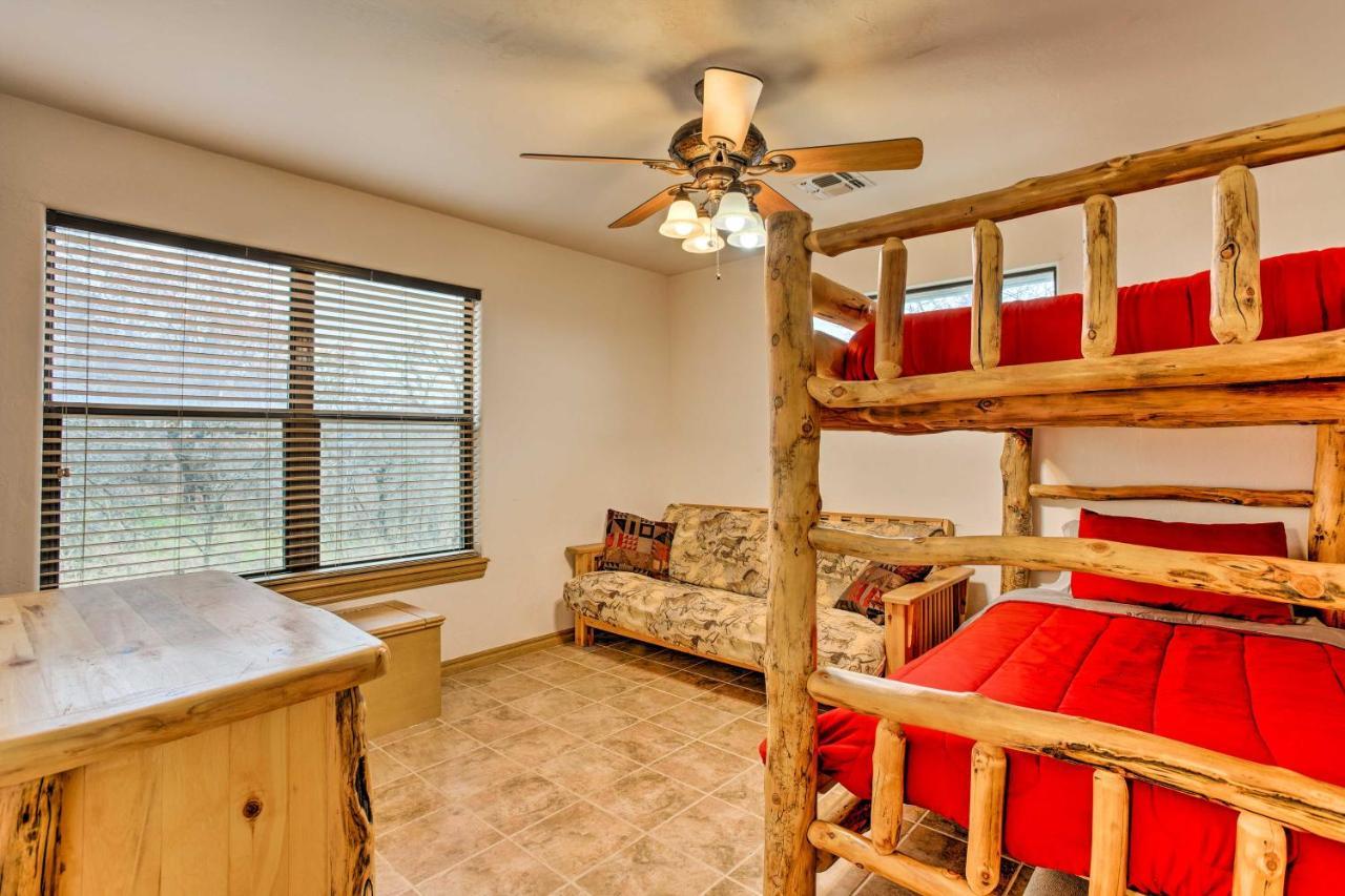 Medicine Park Cabin Rental With Mountain View Exterior foto